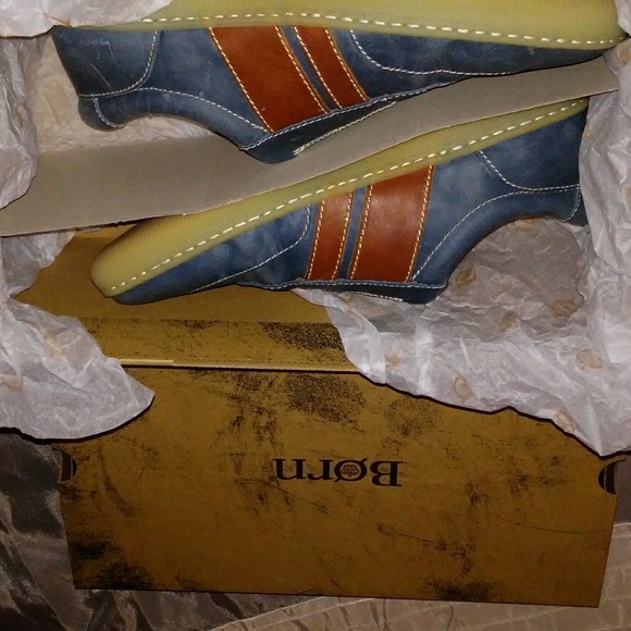 Born Dark Blue Maros Shoes Size 8.5 - Picture 2 of 3